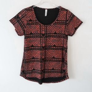 LuLaRoe simply comfortable short sleeve shirt